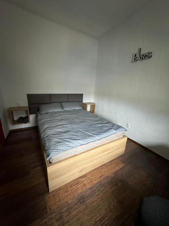 Hotelowe Pokoje Paris -Rynek Centrum- City One Kielce Luaran gambar